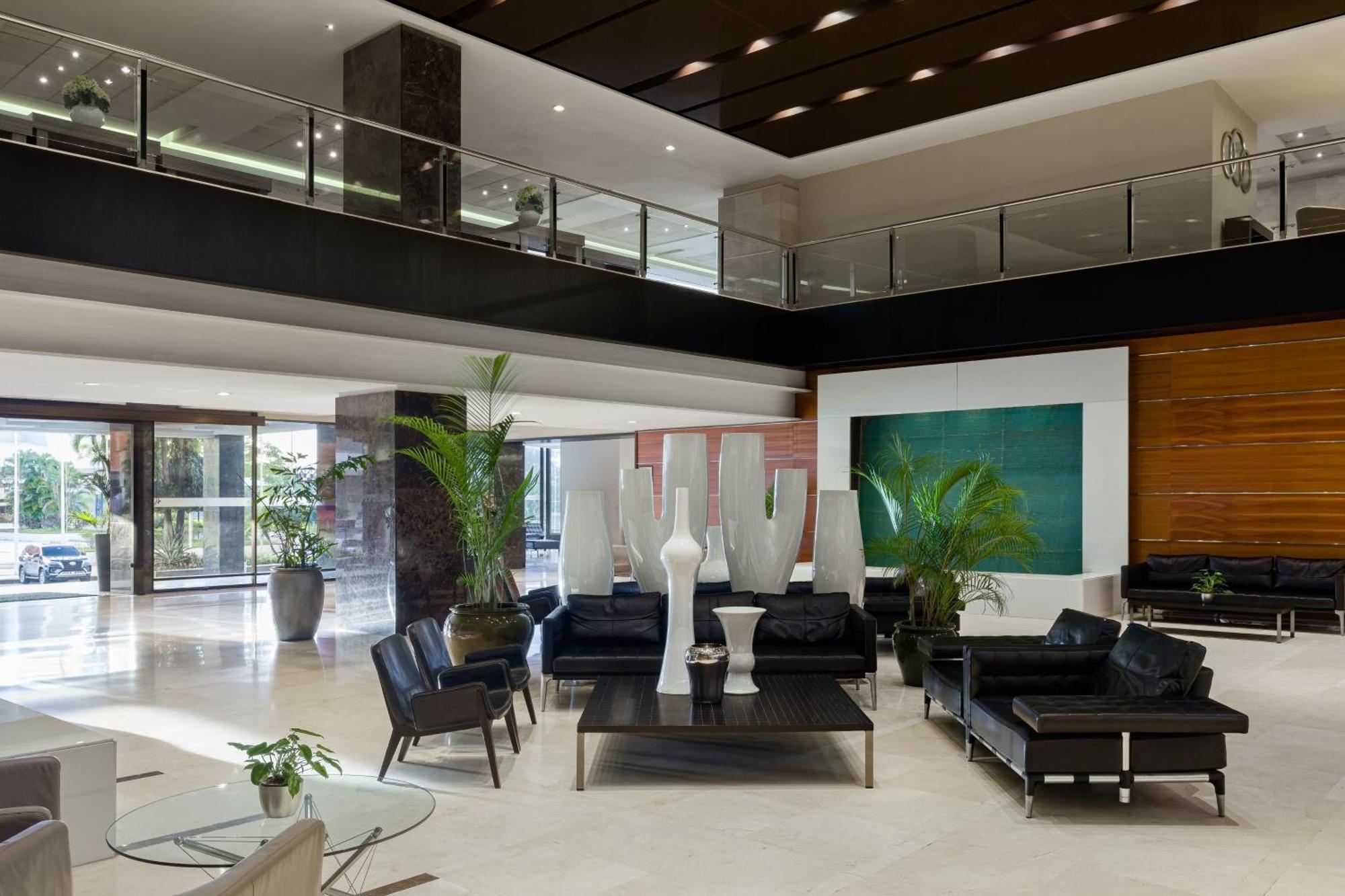 Sheraton Grand Panama Buitenkant foto Lobby